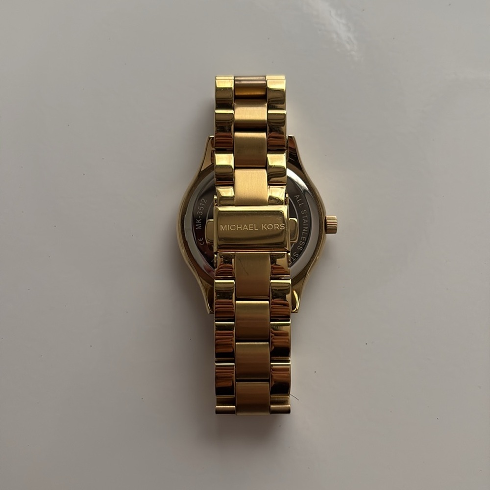 Gold watch - Picture 2 of 2